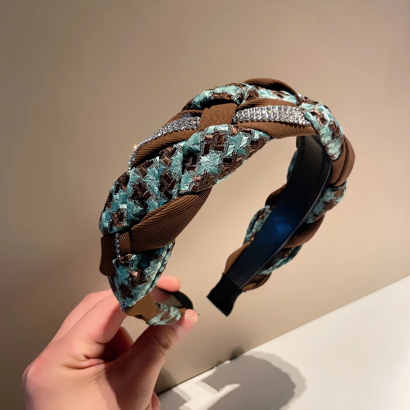 格纹水钻麻花辫发箍女外出百搭编织发卡防滑带齿压发头箍时尚发饰