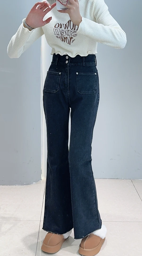 韩国东大门正品阿美韩国女装时尚前面两个兜两粒扣子喇叭牛仔裤