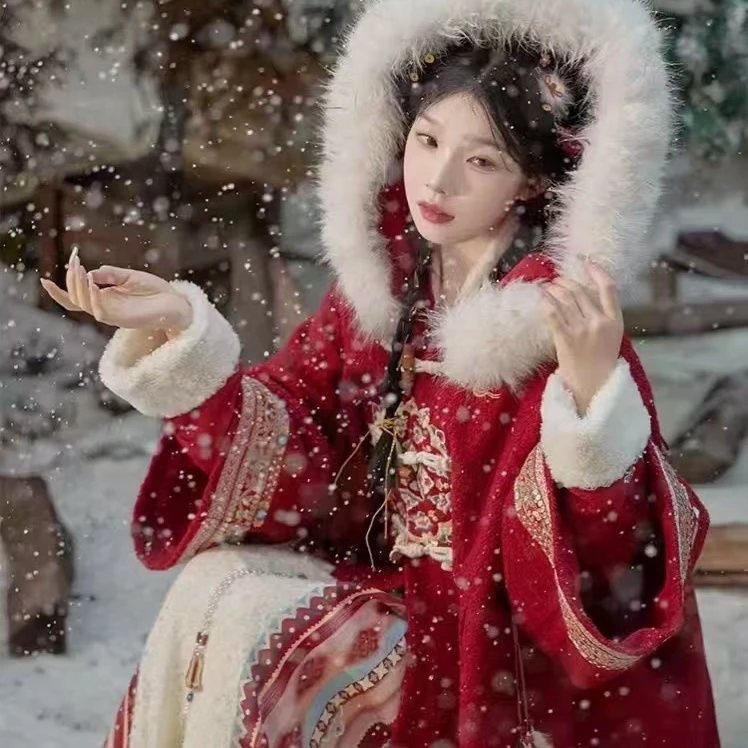 洛桑 国风红色斗篷披肩齐胸连衣裙套装女2024秋冬新款