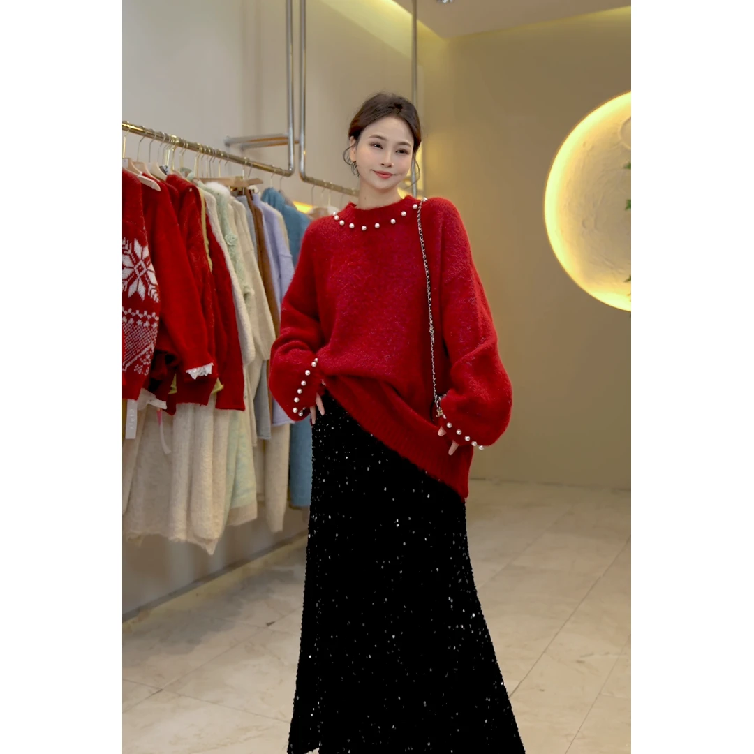 桔子甜了2024秋冬新款圆领钉珠加厚显瘦气质温柔休闲针织毛衣女