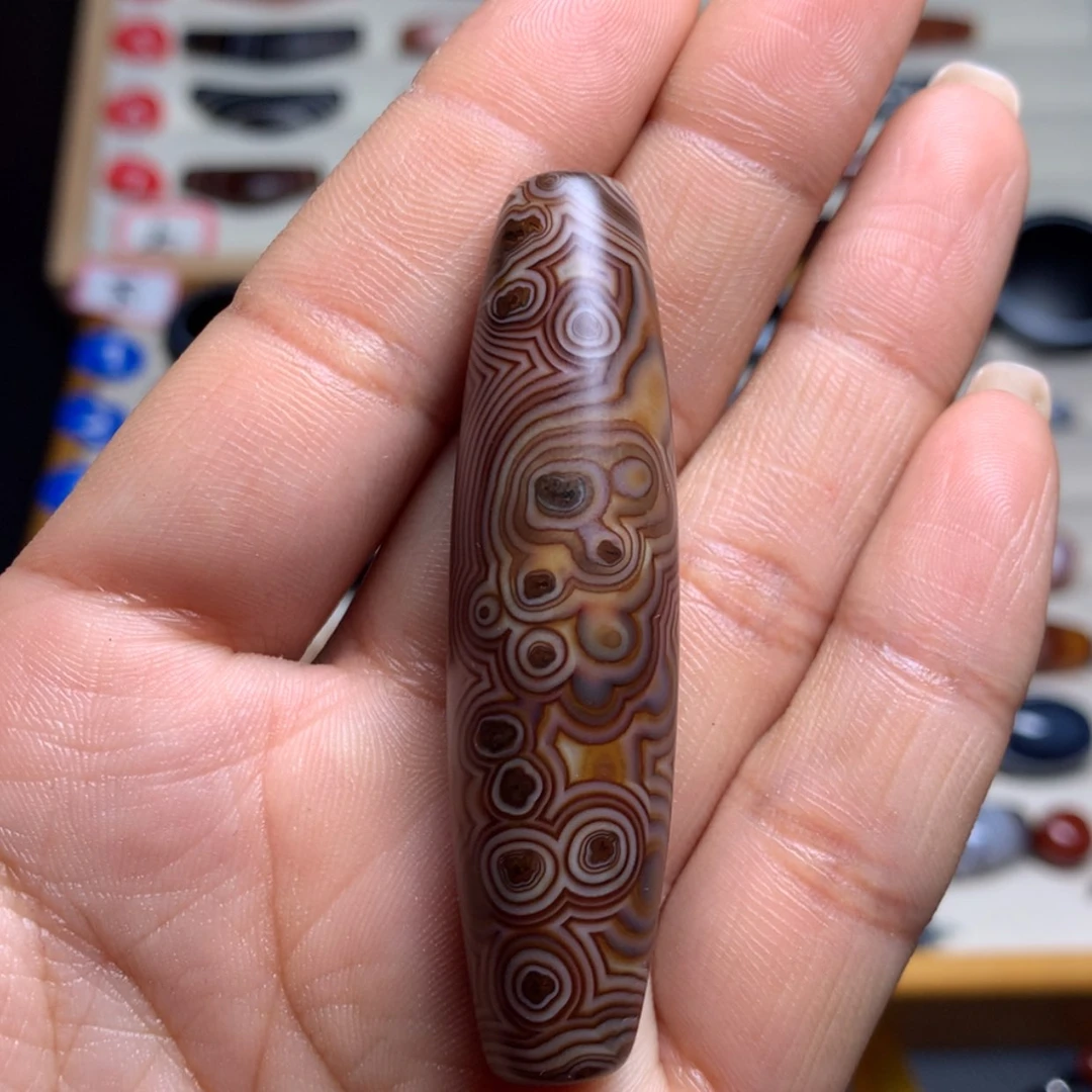 【闪购商品】玛瑙/玉髓珠宝奇石未镶嵌卧**花