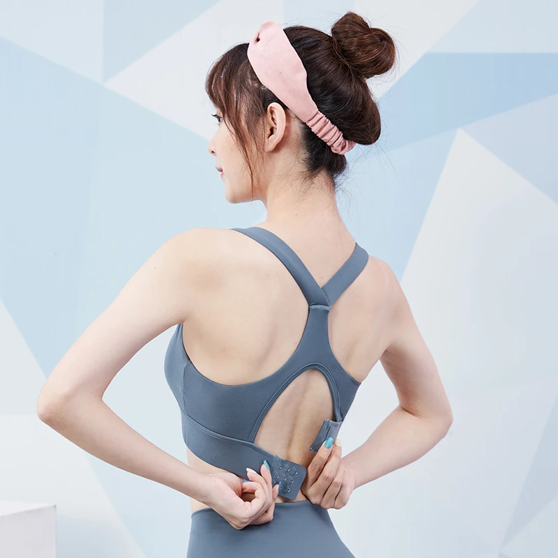 【0174】健身衣女秋季美背吊带防震跑步健身高强度聚拢瑜伽上衣