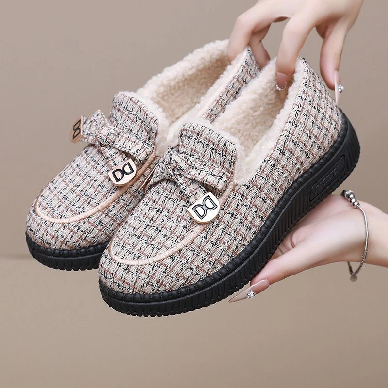 冬季新款女棉鞋防滑保暖妈妈鞋中老年棉鞋加绒加厚软底豆豆毛毛鞋