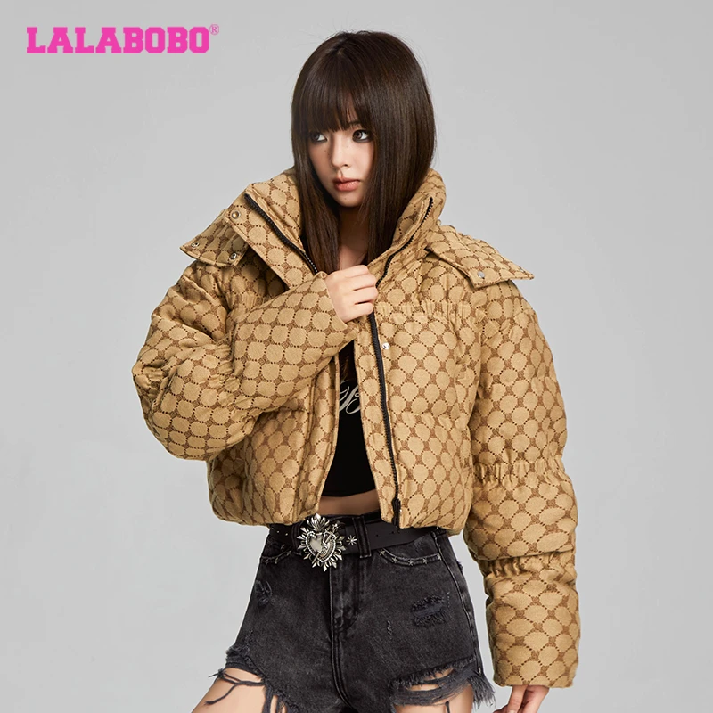 LALABOBO老花连帽女款短款休闲时尚保暖冬季百搭羽绒LBDC-WSYR15
