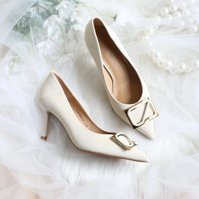 正常尺码 女鞋 时尚单鞋 BM335 米白色