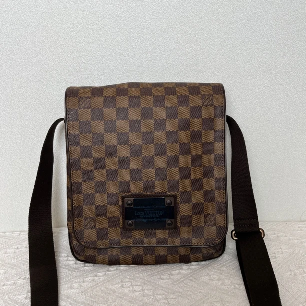 99新 LouisVuitton/路易威登 98新/7074经典棕棋盘格小号邮差包