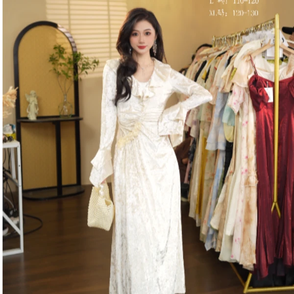 【张小小】丝绒羽衣-206 连衣裙（23347）