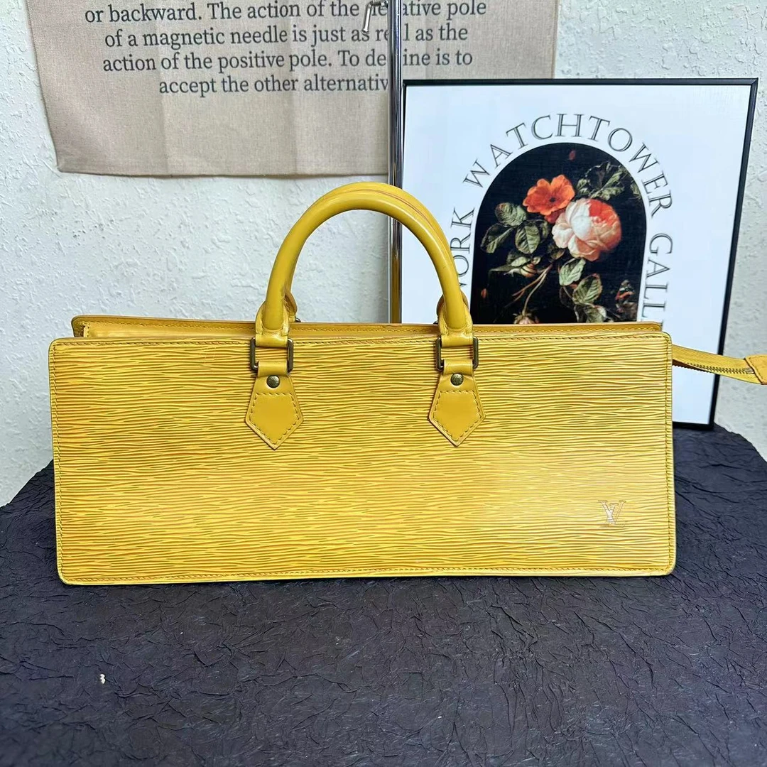 95新 LouisVuitton/路易威登 古登中古/LV水波纹手提包三角斜挎包