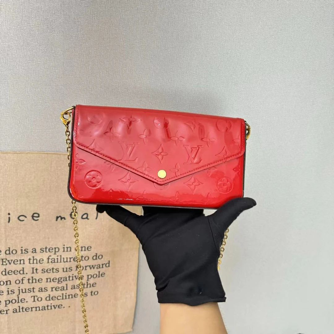 95新 LouisVuitton/路易威登 lv漆皮红色三合一包/链条包/斜挎包