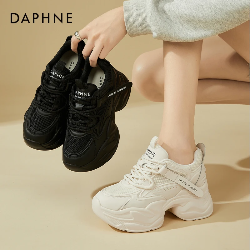 达芙妮8cm增高老爹鞋女2025秋新款网面透气厚底小白鞋松糕运动鞋