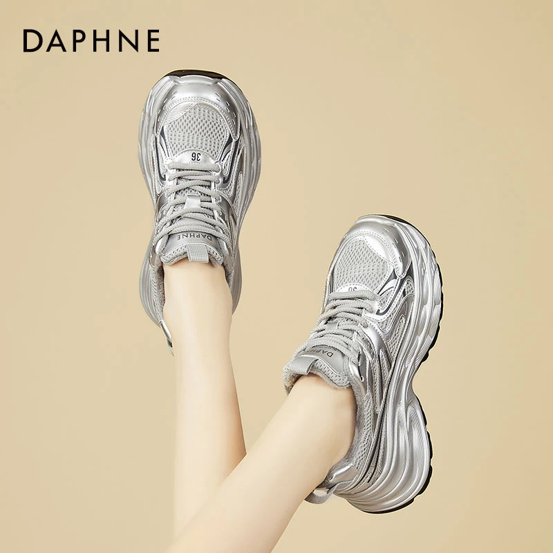 达芙妮银色厚底老爹鞋女2025新款秋冬加绒休闲百搭增高7CM运动鞋