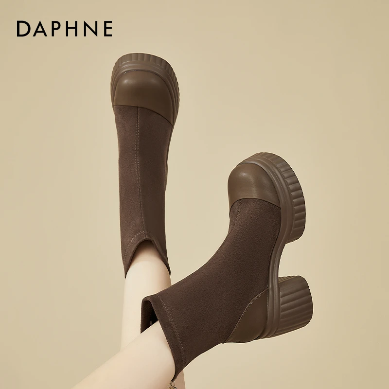 达芙妮9CM棕色弹力瘦瘦靴女2025秋冬季洋气百搭马丁靴小个子短靴