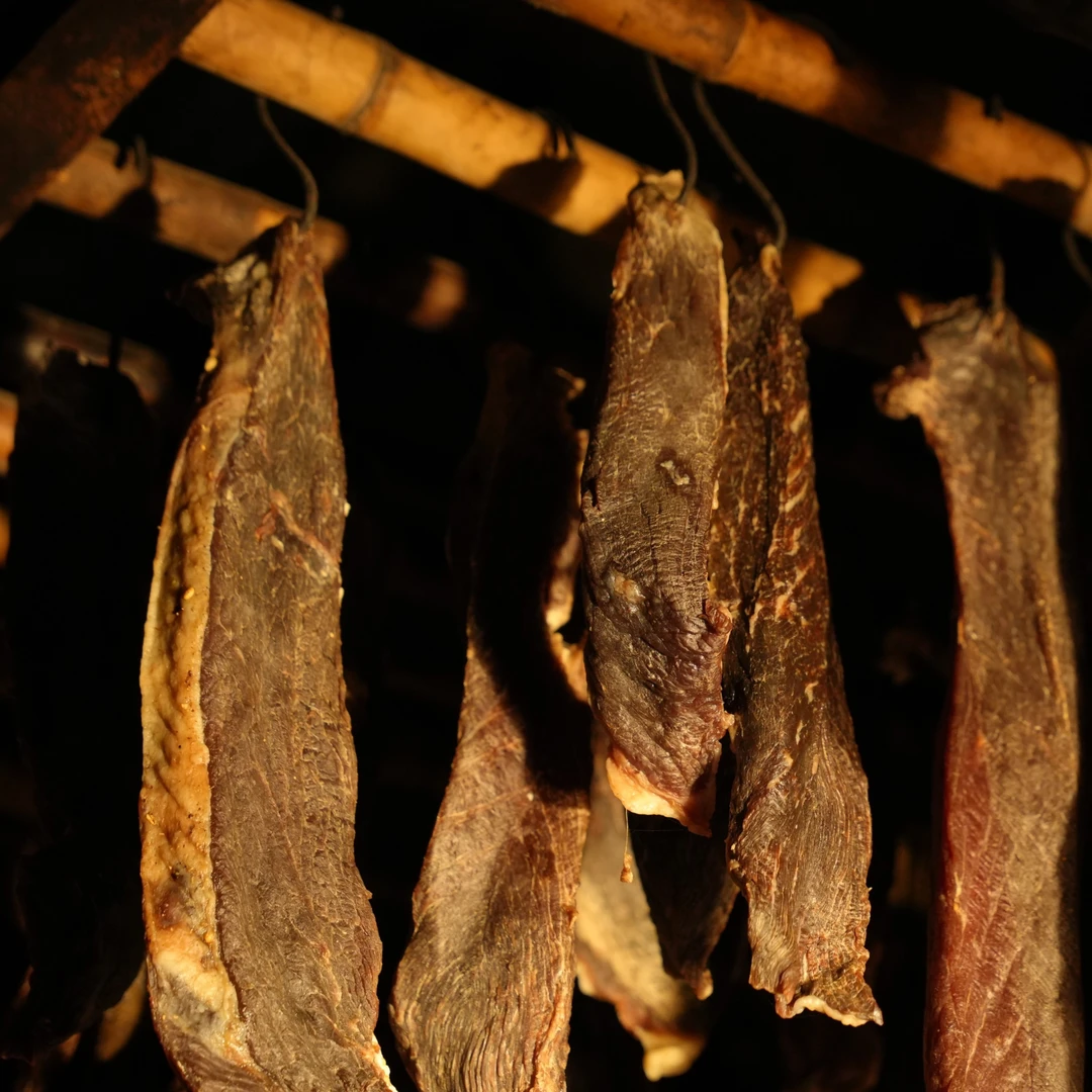 烟熏腊牛肉湖南特产柴火农家黄牛肉土特产过年送礼礼盒装香辣腌制