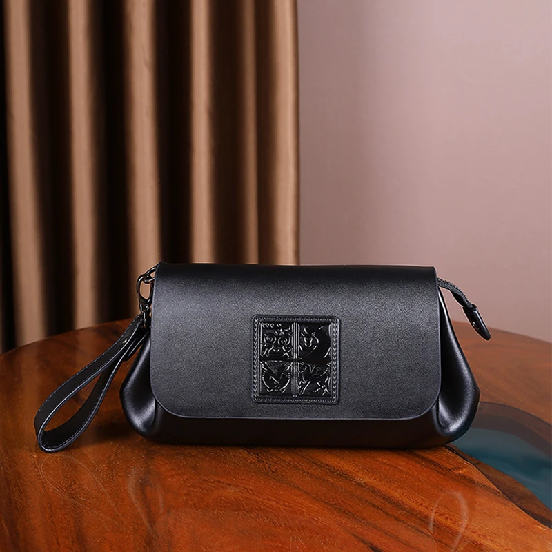 鹿师傅时尚百搭黑色真皮牛皮小方包手拿包经典小众质感夏季专属