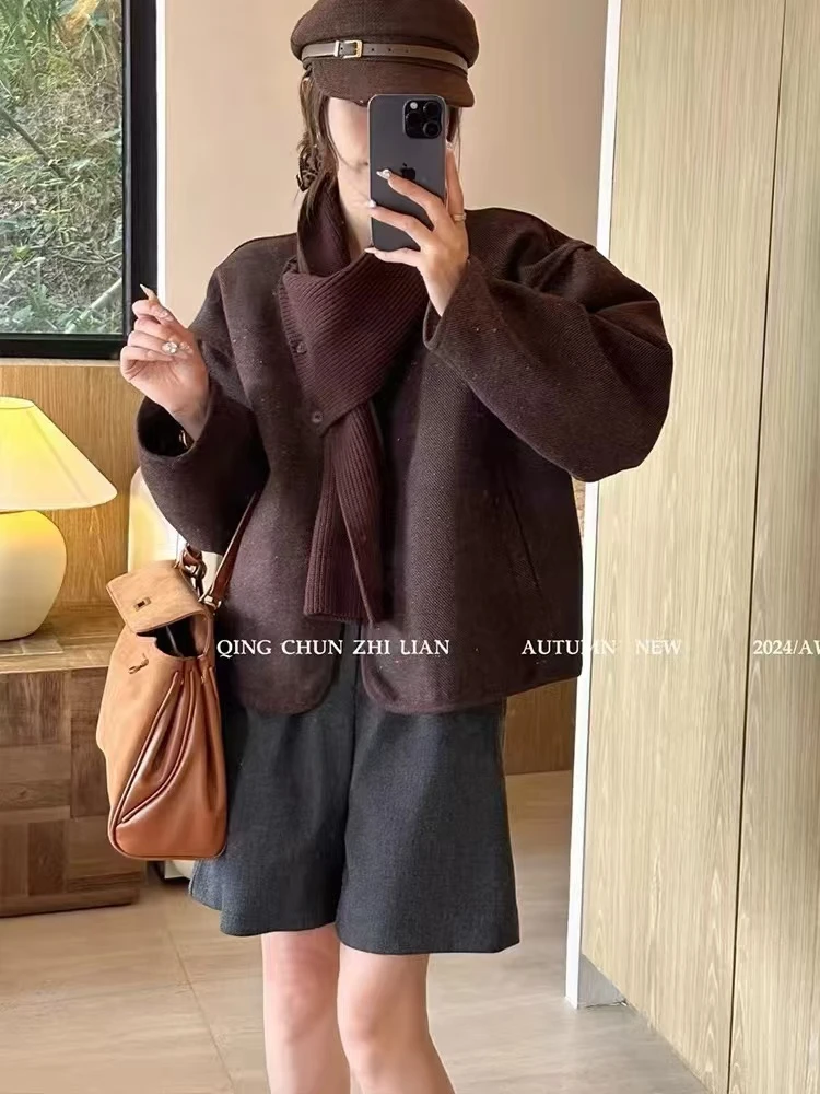 那简家 【现货】1158冬季欧洲站高级气质针织围脖毛呢外套