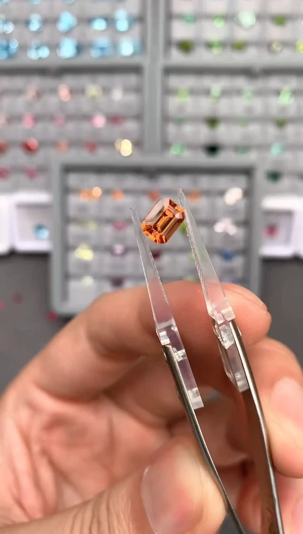 【闪购商品】定制石榴石裸石未镶嵌1.30ct