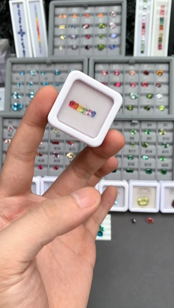 【闪购商品】定制蓝宝石裸石未镶嵌一组