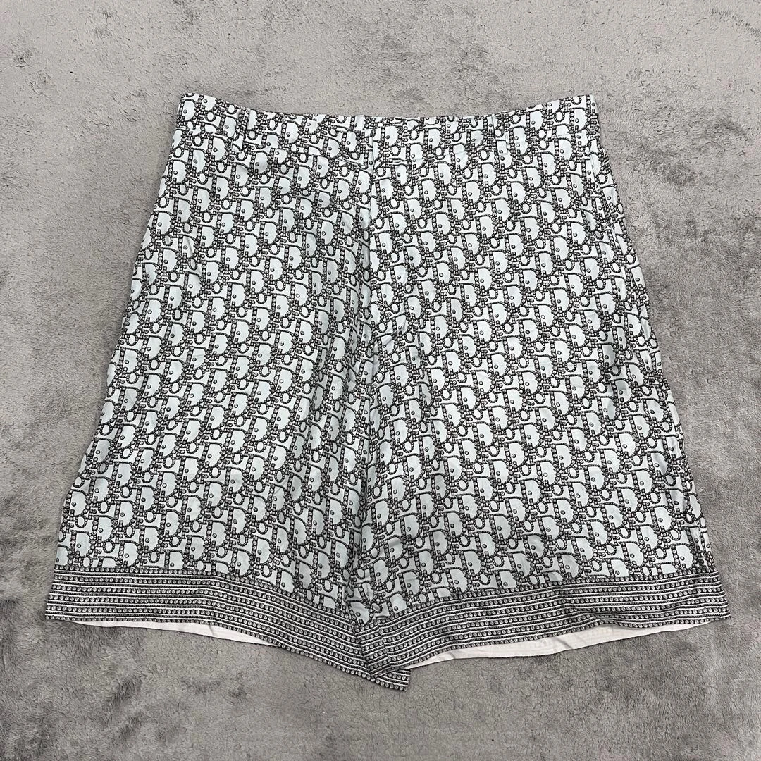 全新未使用  Dior 迪奥 满印丝质短裤 50码
