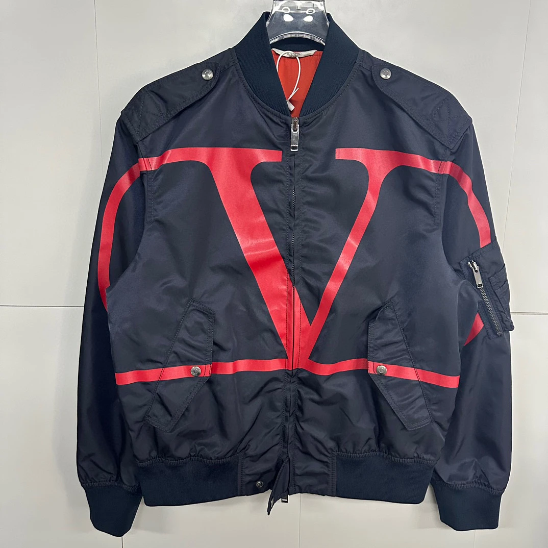 未使用 Valentino/华伦天奴 经典大V logo棒球外套 46码 D13736