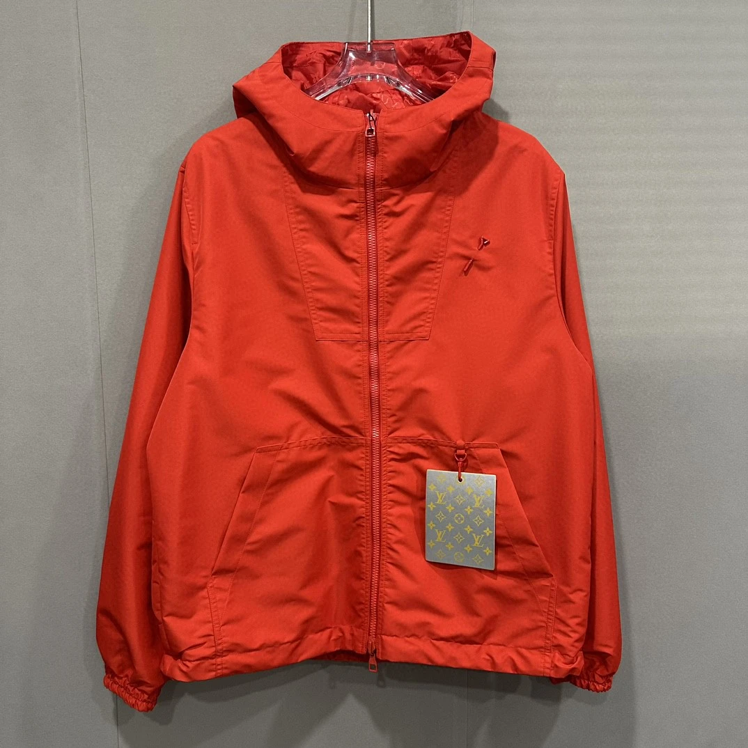 全新未使用  Louis Vuitton LV满印双面穿皮牌外套 50码 D11245