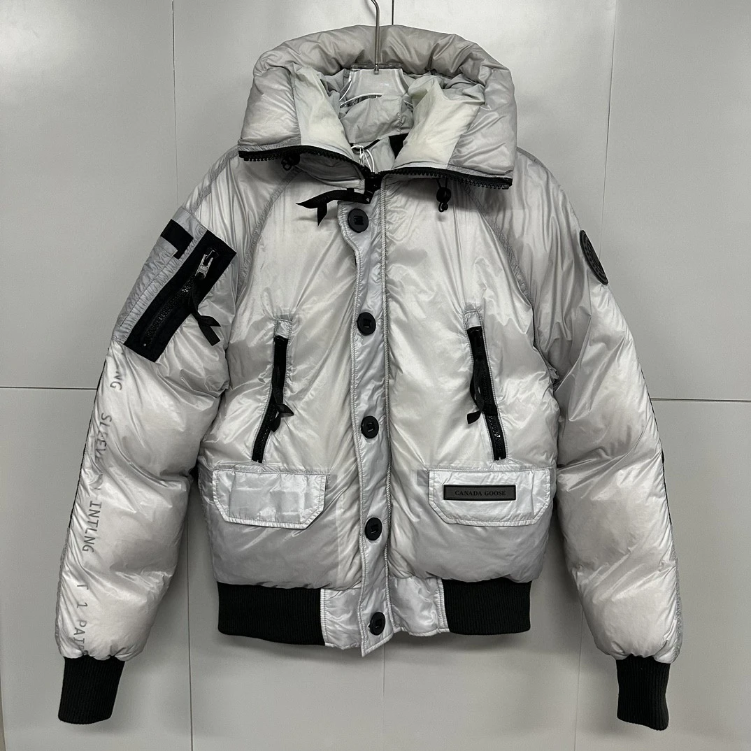 99新/CANADA GOOSE加拿大鹅X-RAY Chilliwack羽绒服2XS码 D11877