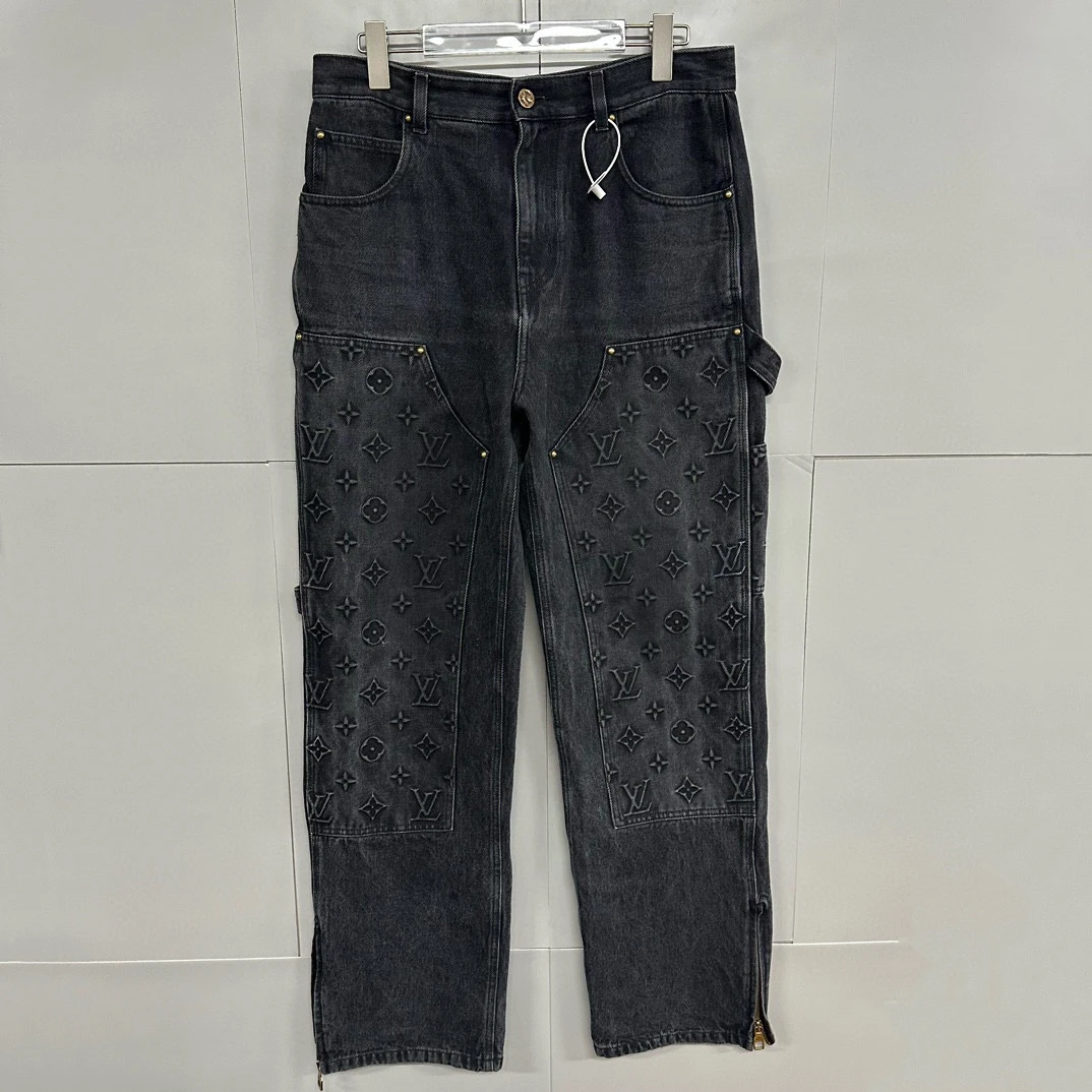 99新/LV SS24浮雕暗纹满印logo长裤 30码 P00016