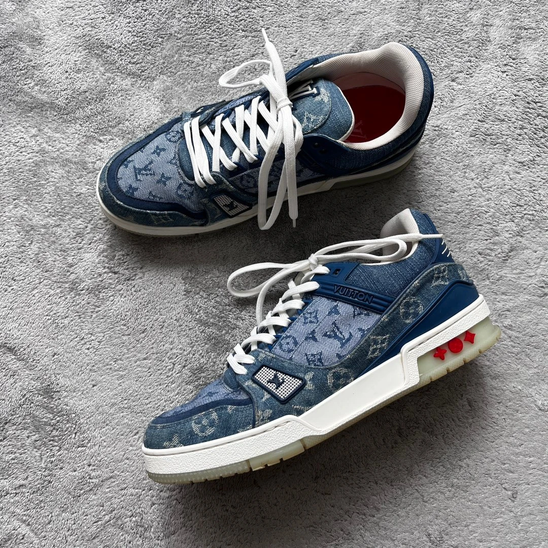 95新 Louis Vuitton lv 牛仔蓝trainer运动鞋 7码