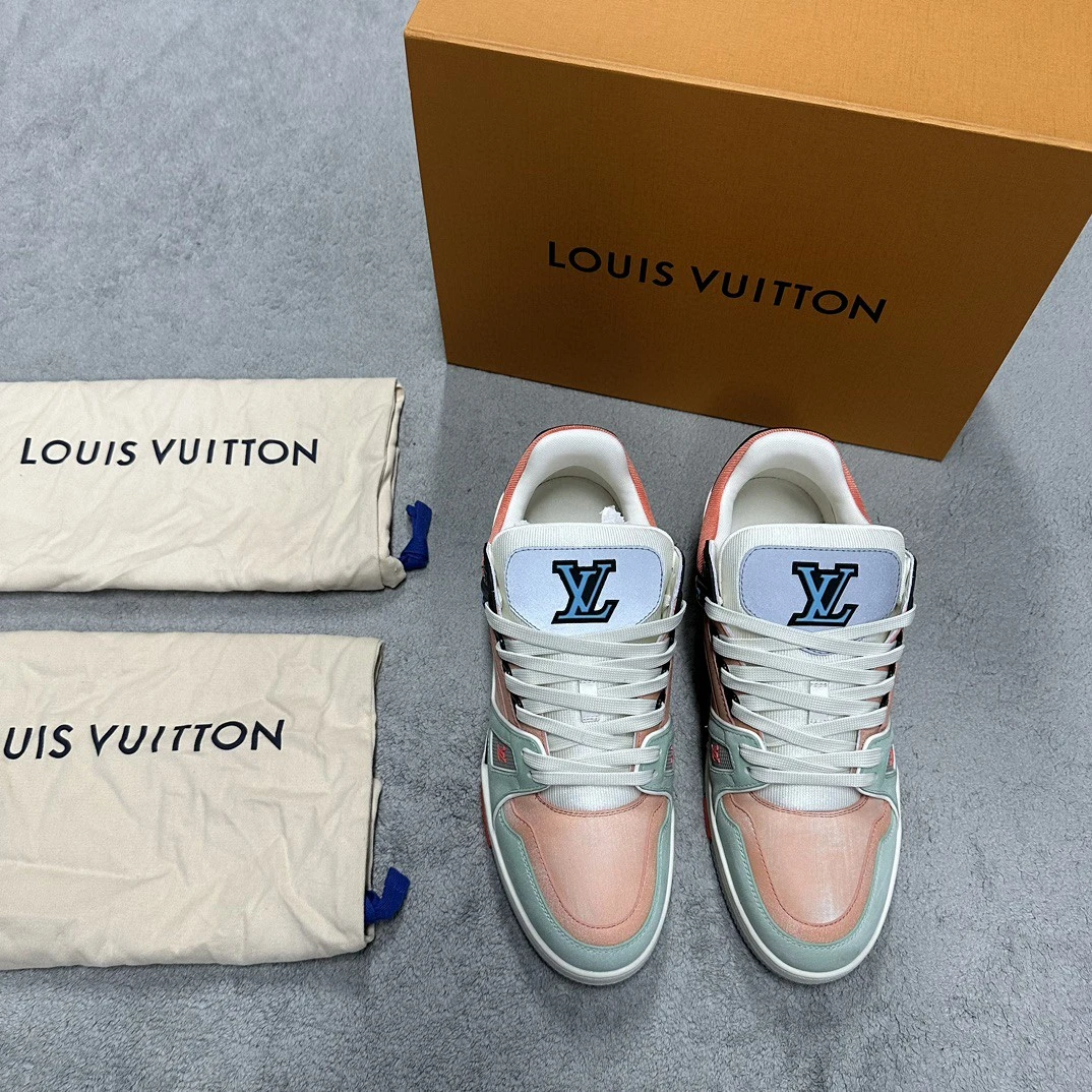 全新未使用  Louis VuittonLV Trainer马卡龙粉绿运动鞋8码D11479