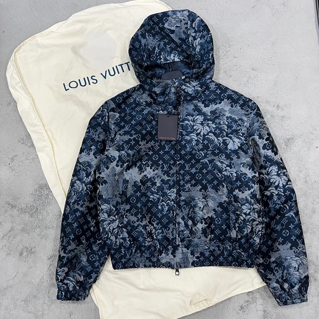 全新未使用  Louis VuittonlvmonogramTapestry防风夹克外套46码