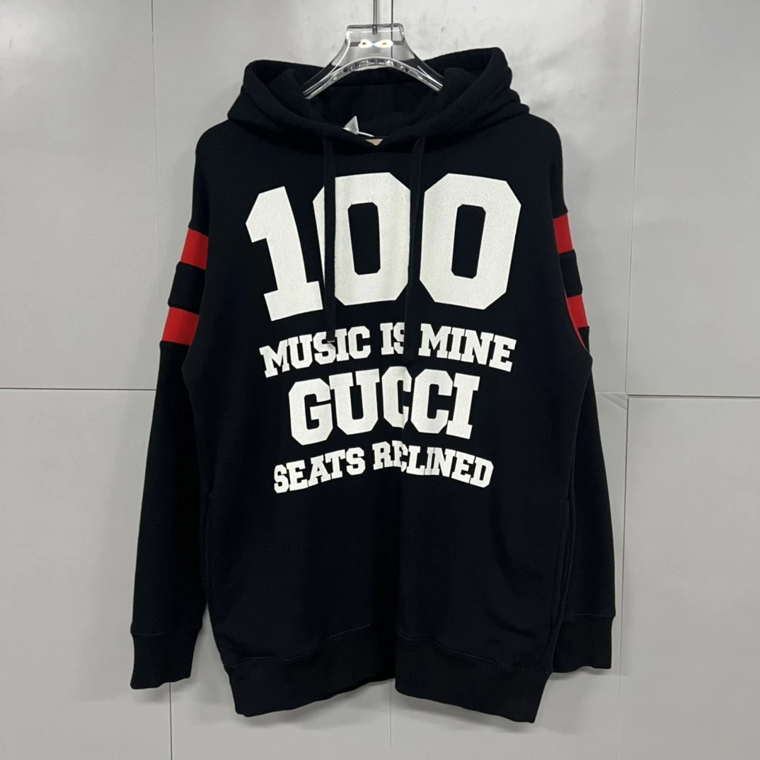 全新未使用  GUCCI 黑红连帽卫衣 S码 D11602