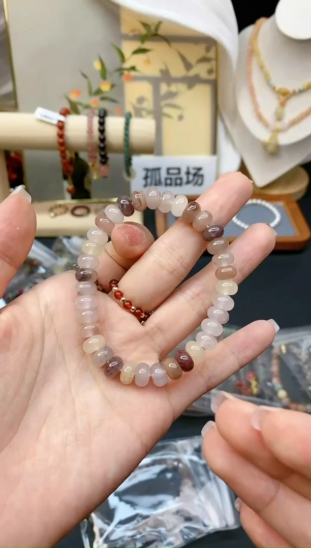 【闪购商品】石英质玉手链未镶嵌1