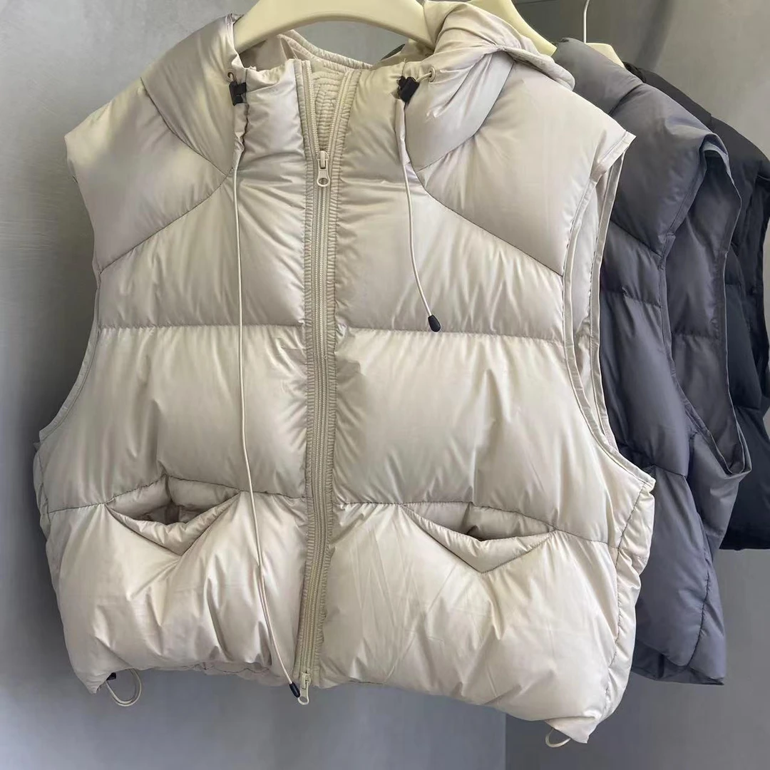 2024秋冬季新款女士时尚高级感气质减龄棉服马甲外穿加厚保暖马夹