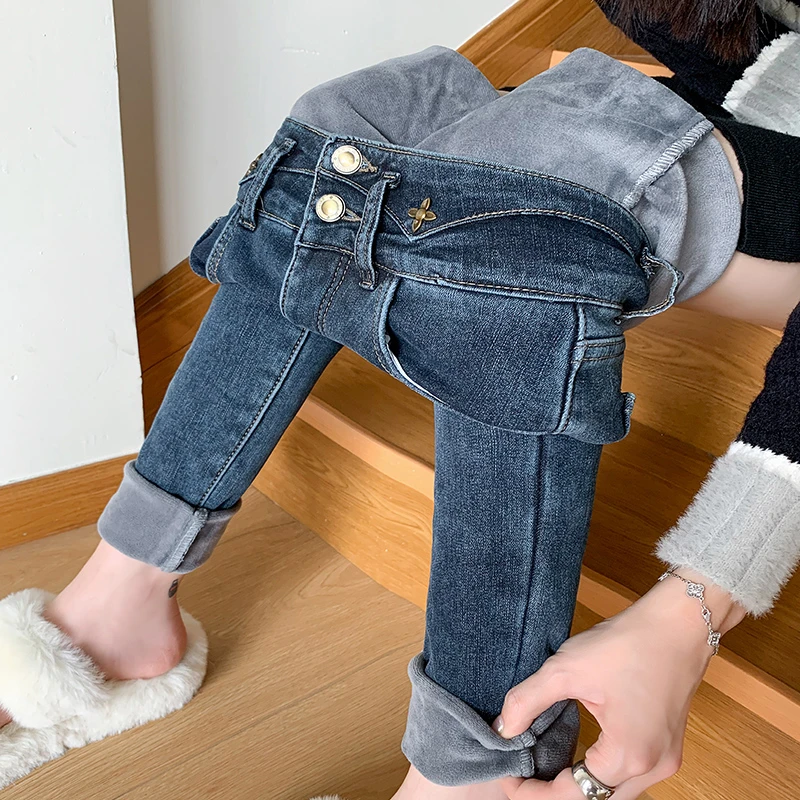 加绒牛仔裤女款2023新款紧身爆款秋冬季加厚高腰显瘦修身小脚裤子
