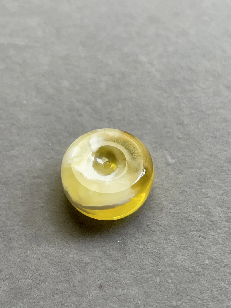 遇源珠宝 金白扣子