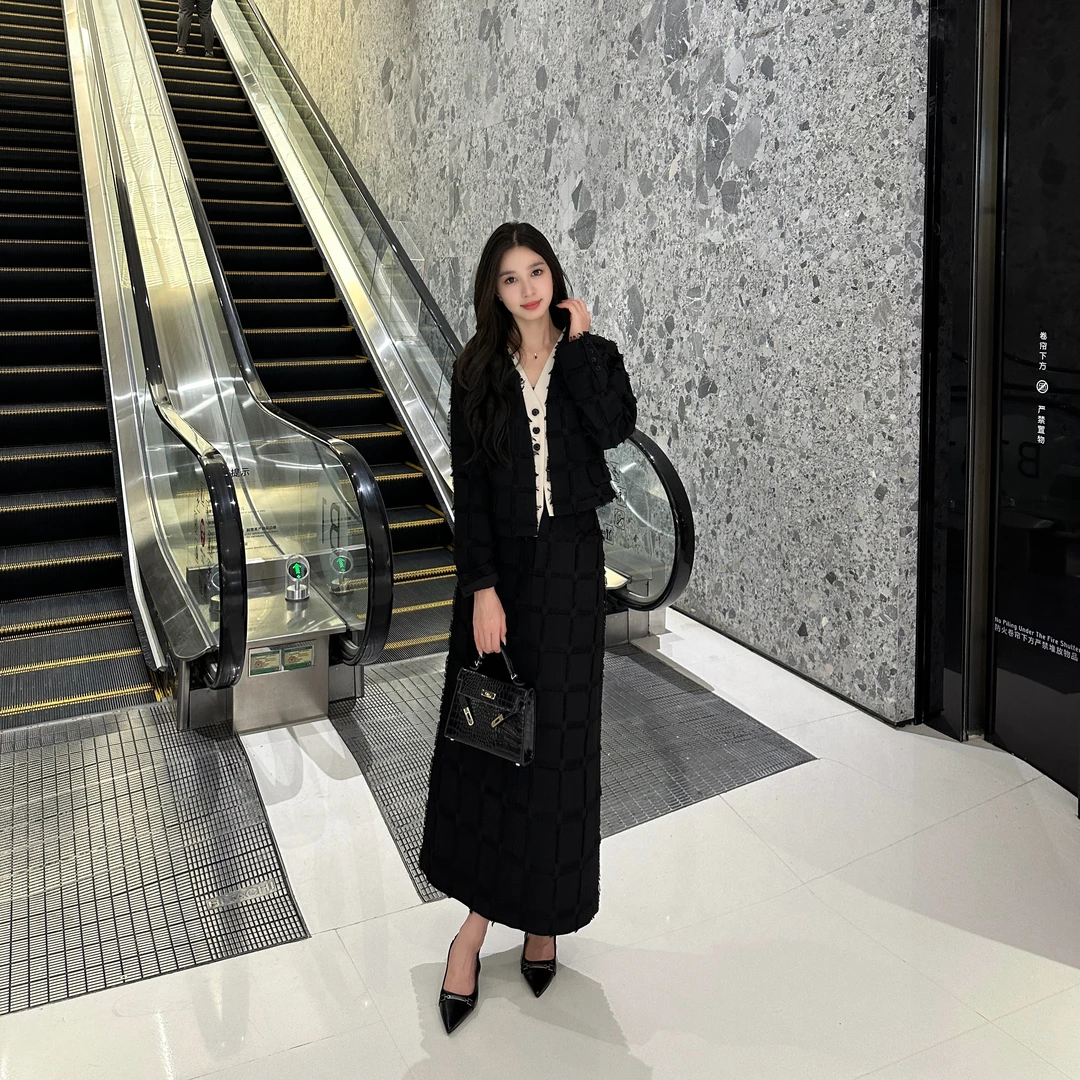 【XZ1333】Liixu秋季新款赫本风高级感西装半身裙气质小香风两件套