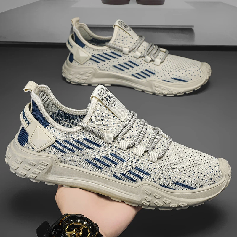 防水透气飞织鞋轻便跑步百搭软底一脚蹬防滑运动超软网面男鞋薄款