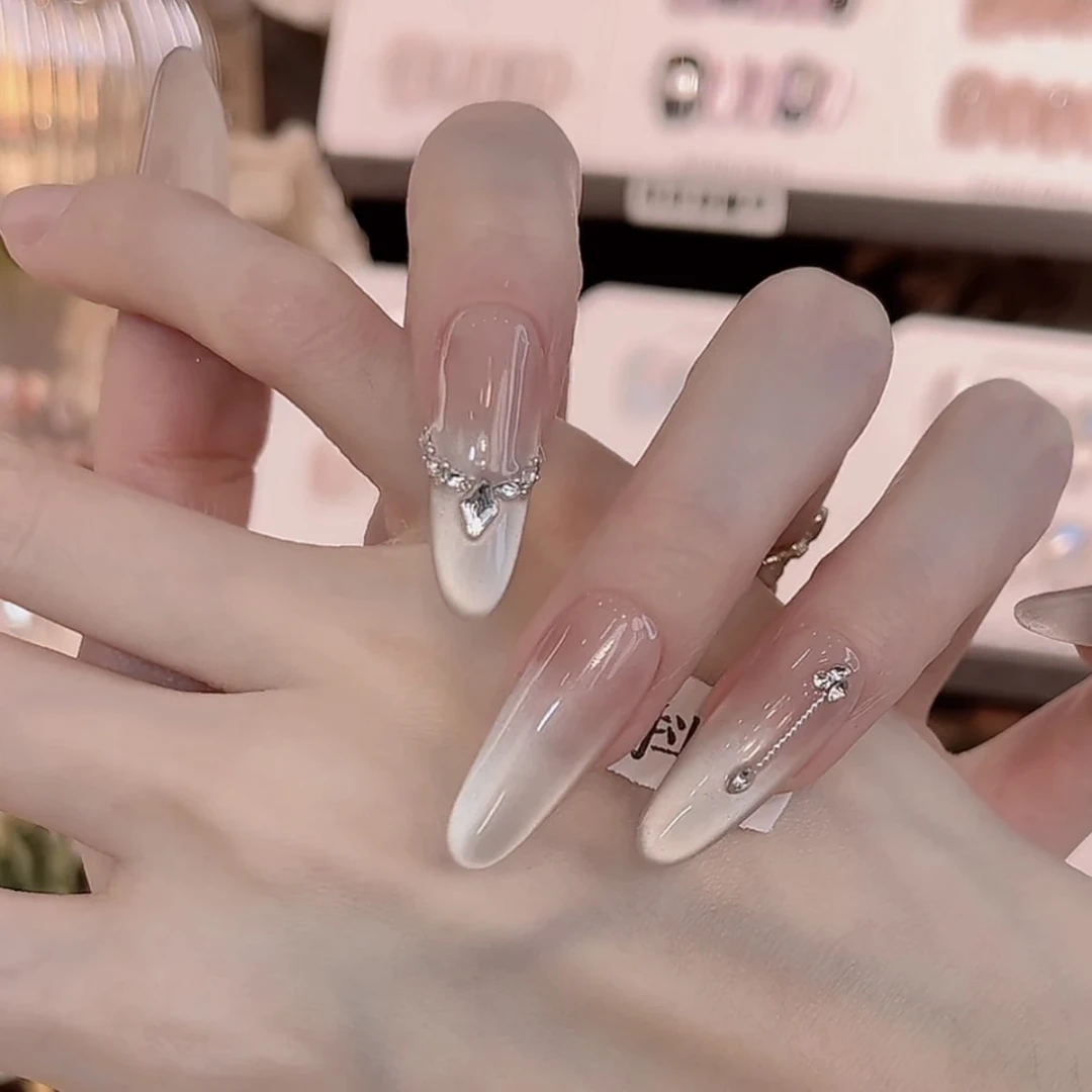 纯手工美甲渐变猫眼穿戴甲成品重复使用美甲贴片显白气质美女BC