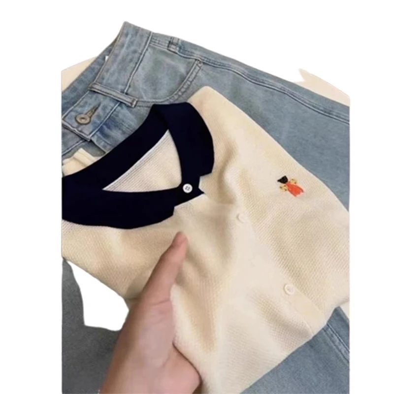 短袖刺绣针织衫女薄款夏季新款时尚洋气翻领宽松休闲百搭撞色上衣