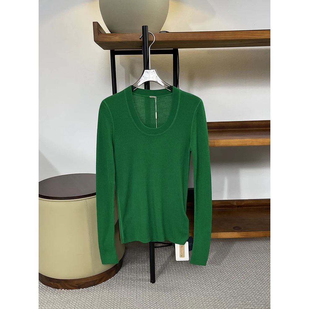 匠心精纯U领细坑条精纺羊毛针织打底衫女