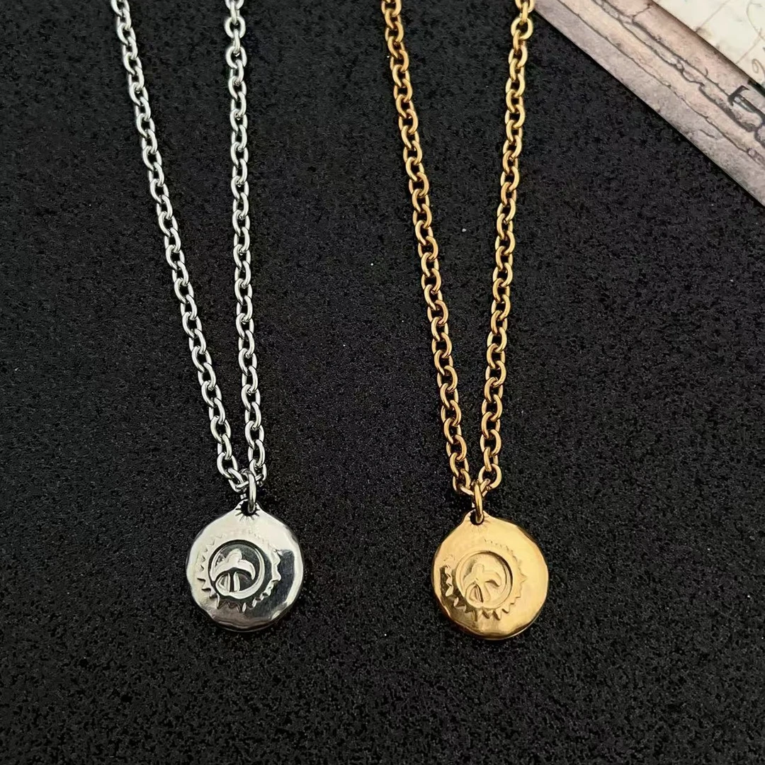 钛钢项链 飞鸟小圆饼项链轻奢时尚双面金色坠链百搭小众简约个性