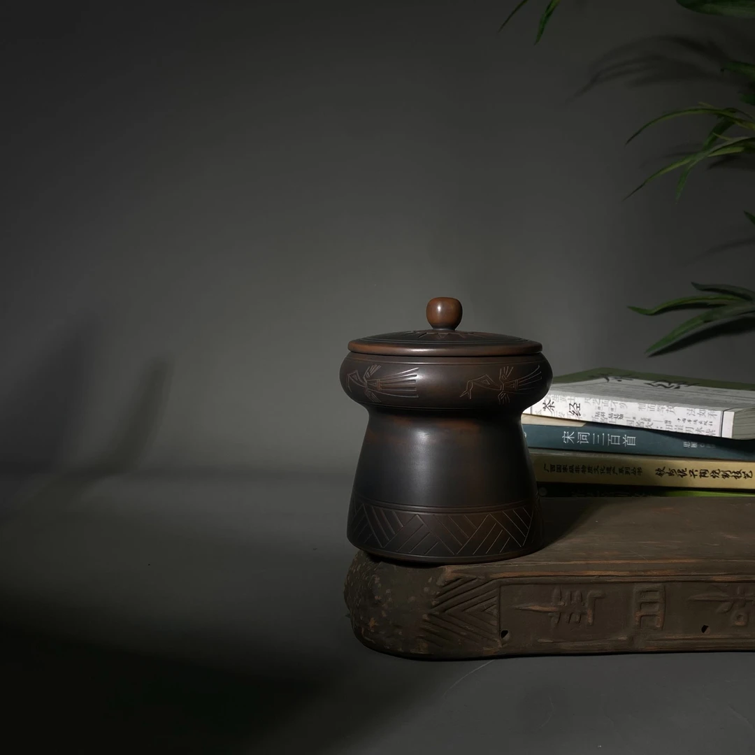 坭兴陶铜鼓茶叶罐