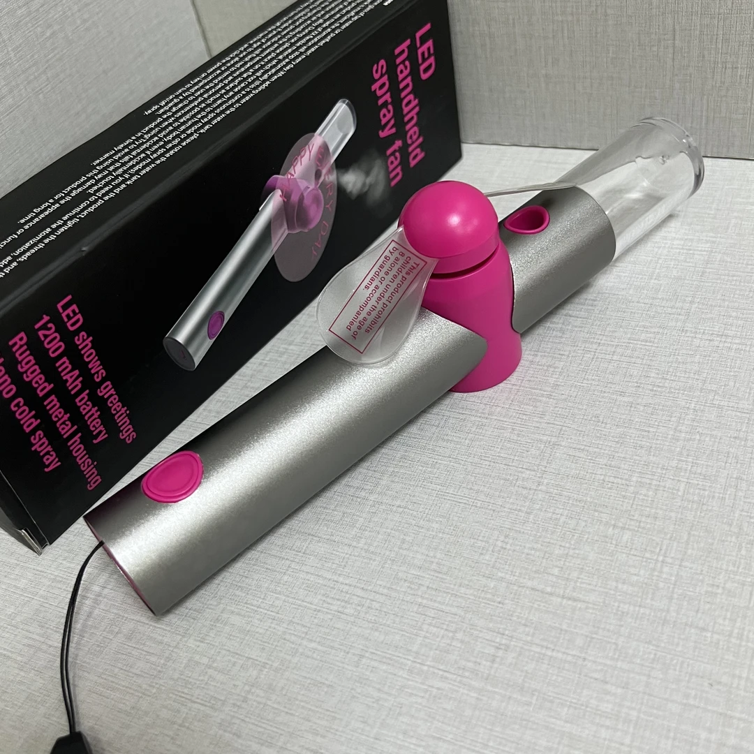 【外贸尾单】LED喷雾风扇手持便携风扇USB充电创意风扇