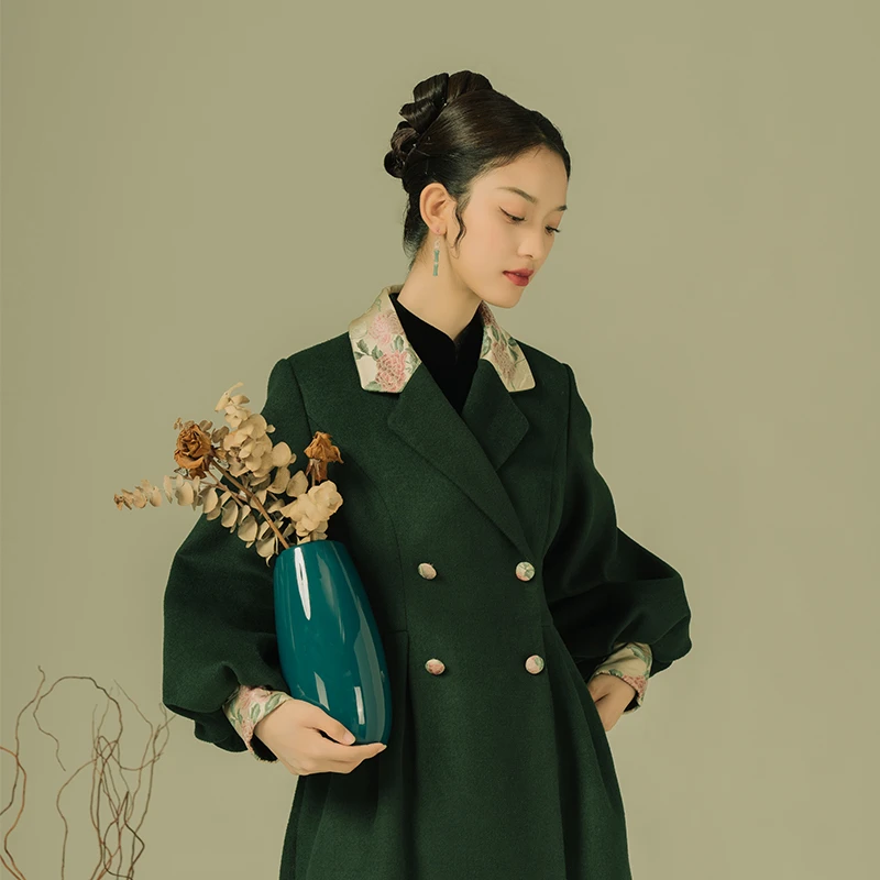 荷言HEYEN 岁华 非遗宋锦纯羊毛墨绿气质收腰双袖宋锦拼接旗袍