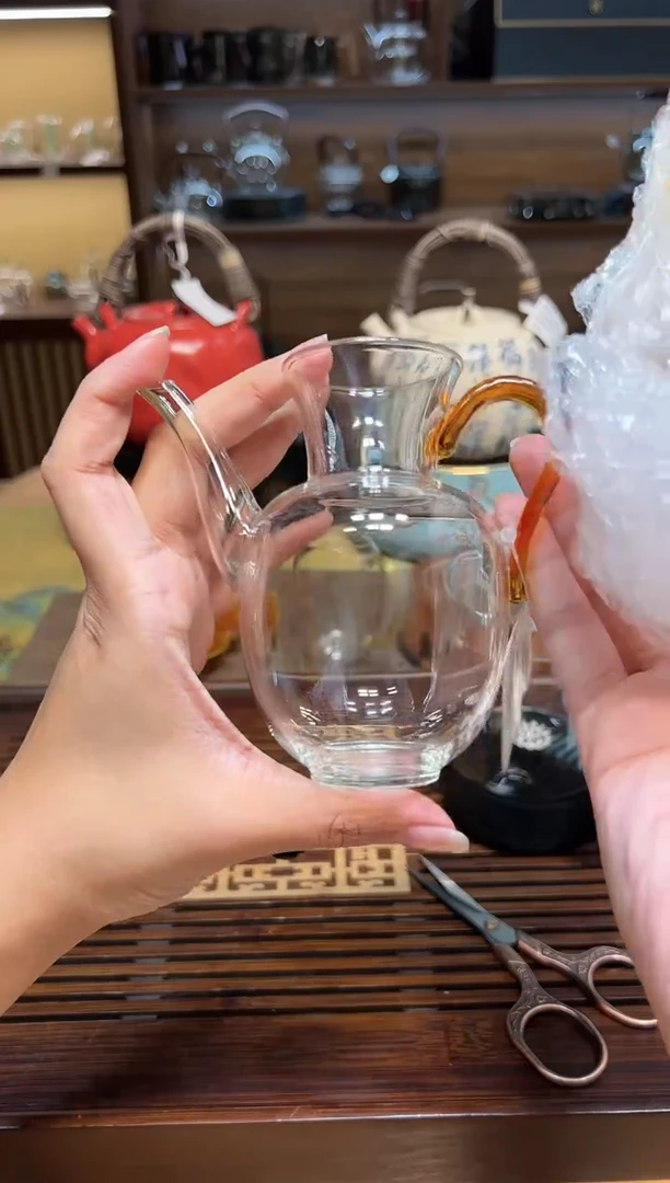 【闪购商品】玻璃茶盏晶彩芳然茶海浅黄色