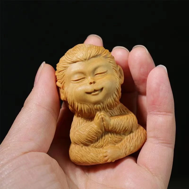崖柏木雕小灵猴手把件齐天大圣孙悟空十二生肖猴子禅意把玩件摆件