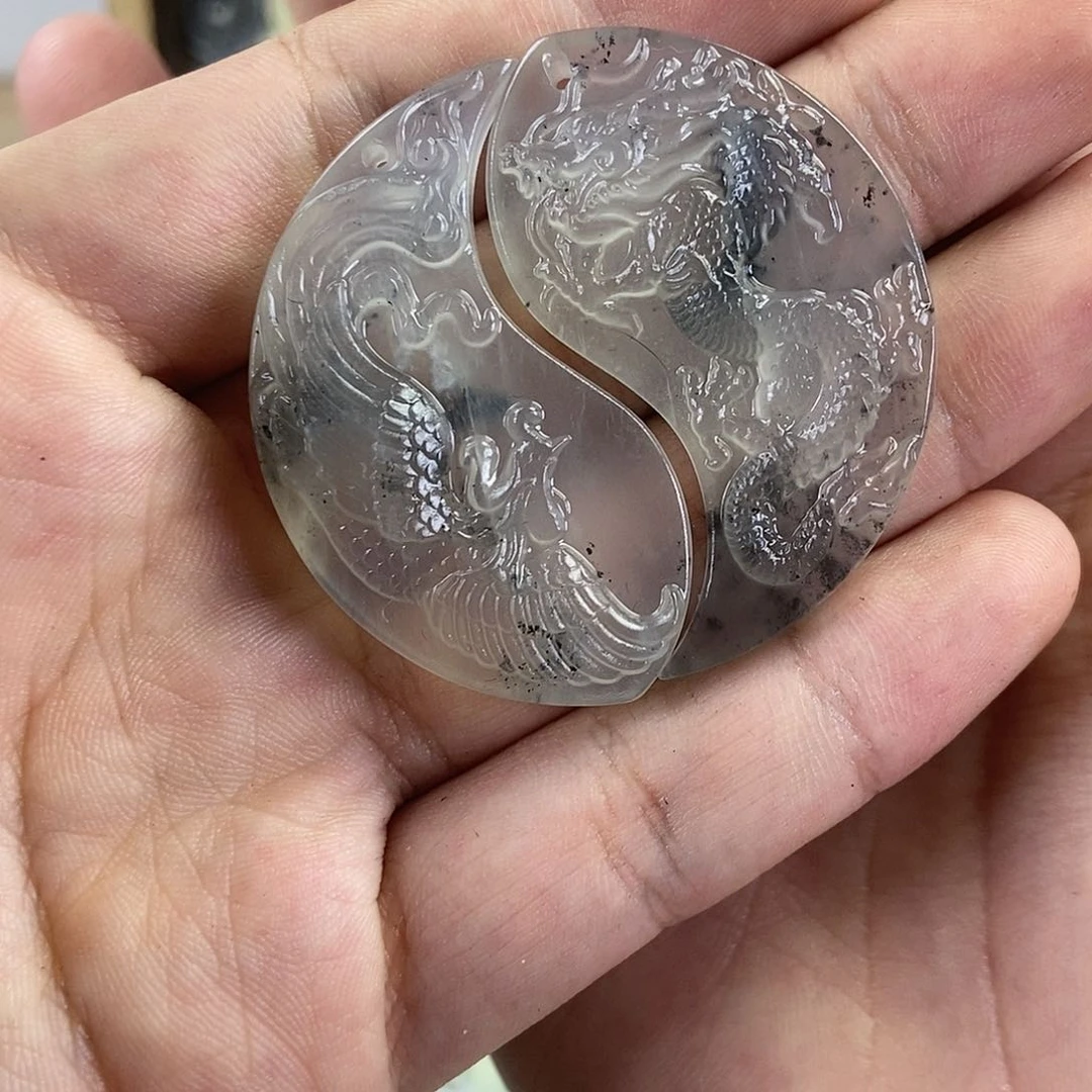 蛇纹石玉颈饰未镶嵌阿***辞