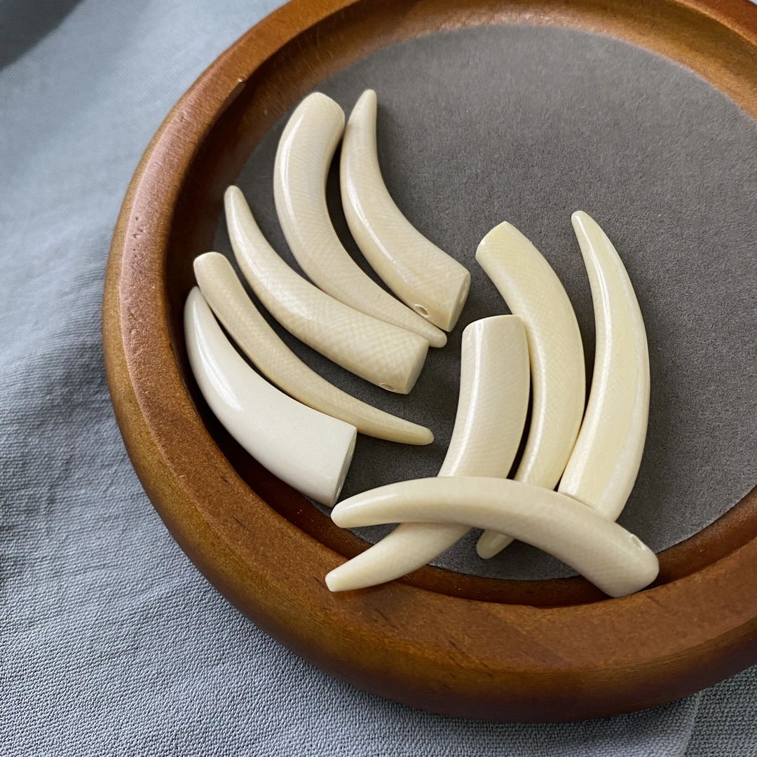 CWX8877天然猛犸素牙尖一个持鉴定 假一赔四