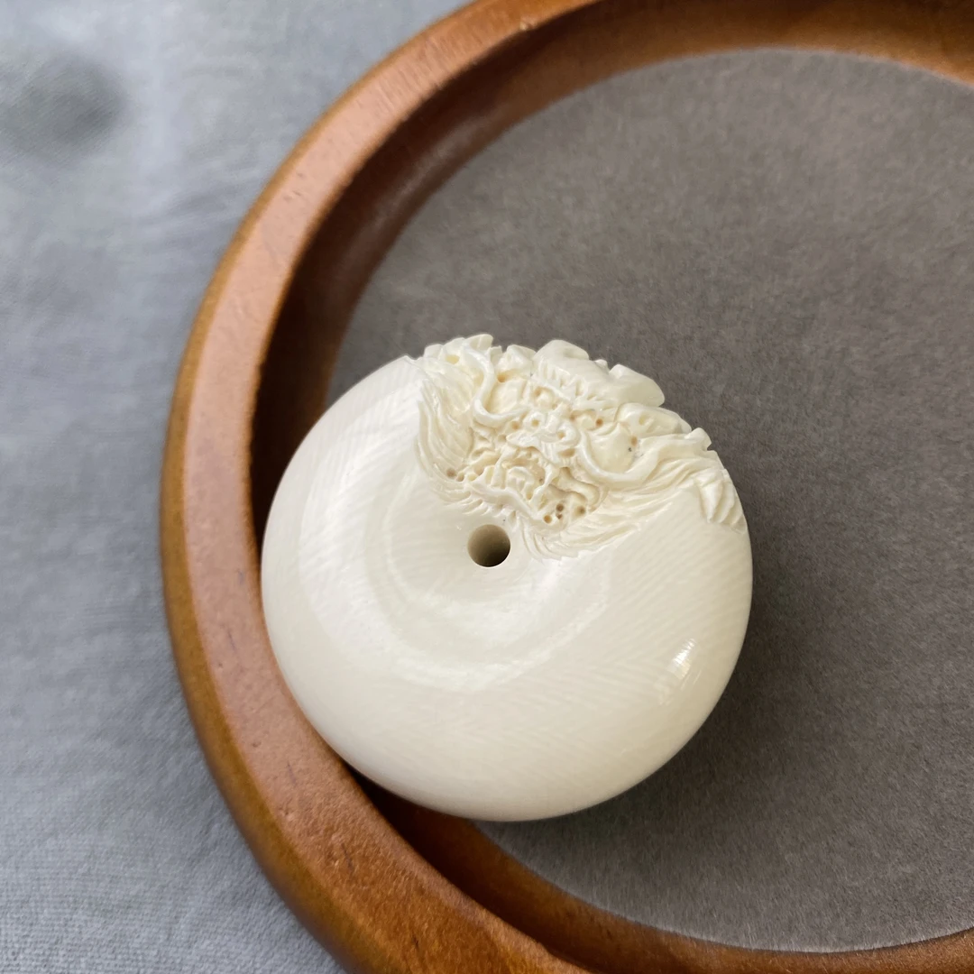 CWX8003天然猛犸雕龙面包圈19x37支持鉴定 假一赔四