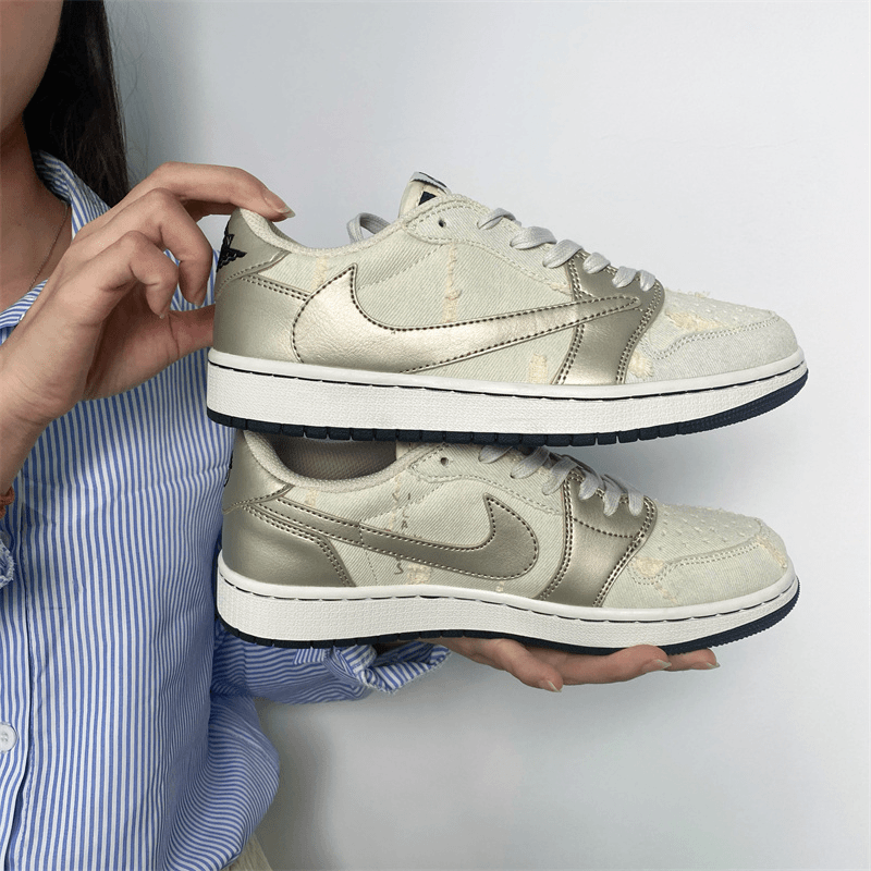 NIKE/耐克 Air Jordan 1白金牛仔时尚百搭男女鞋低帮潮【定制球鞋】