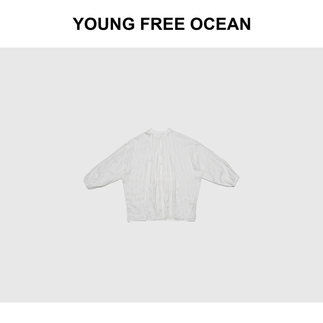 YOUNG FREE OCEAN2024春款 竖条工艺暗花圆领衬衣